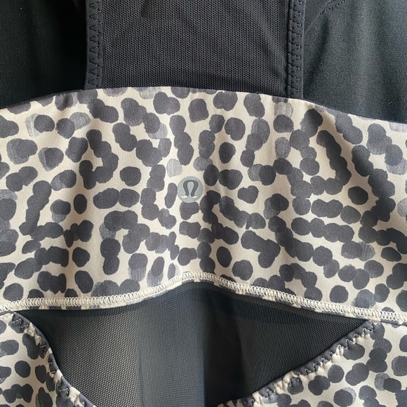 Lululemon Sz 4 Animal Print tank top - Picture 3 of 6